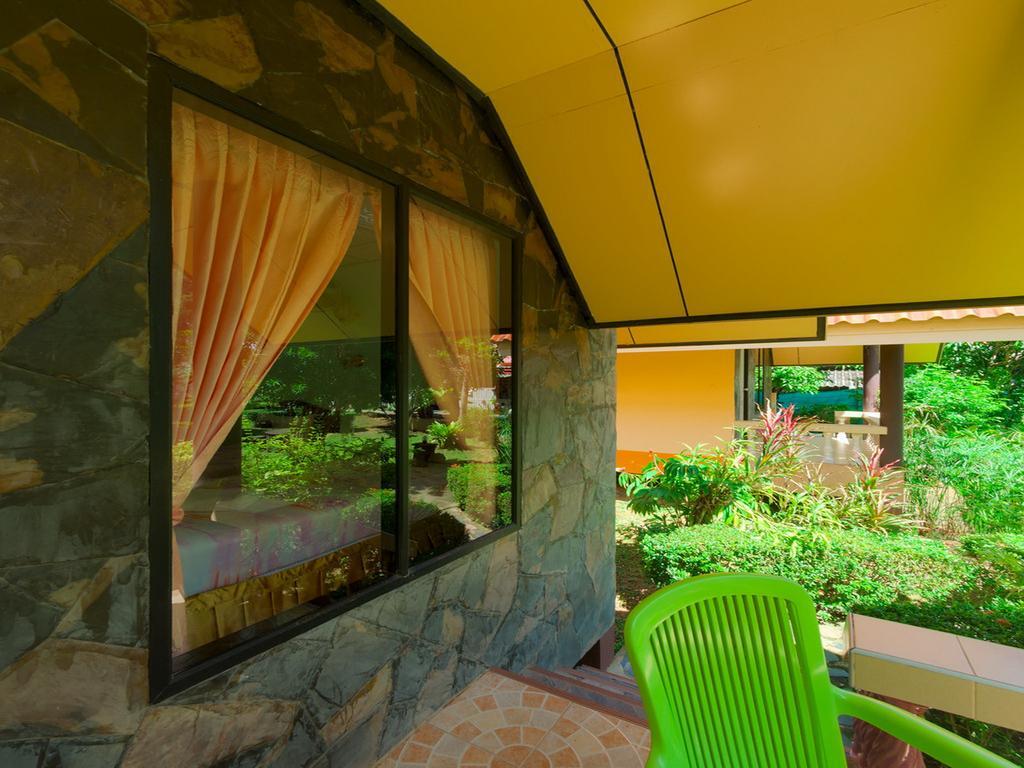 Rim Khao Resort Ko Lanta Exteriör bild